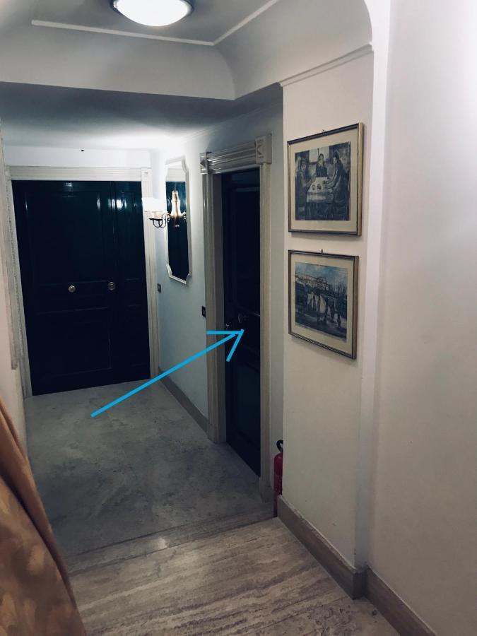 42 Appartamento Via Nazionale Rome Luaran gambar
